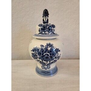 Delft Holland Hand Painted Blue and White Ginger Jar with Foo Dog Lid 12"